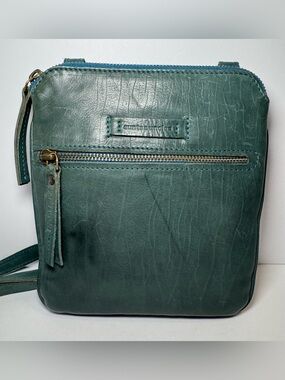 aunts&uncles beautiful leather crossbody bag